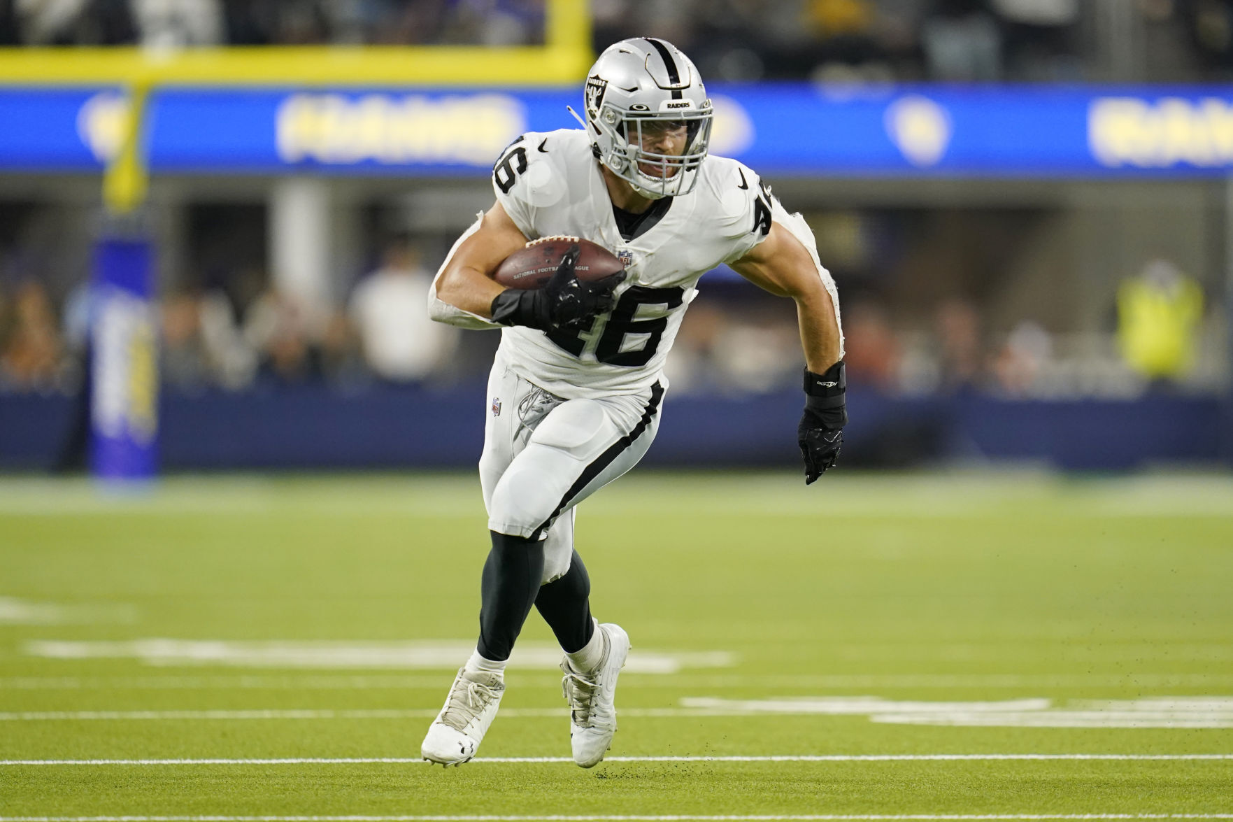 Raiders Rams Football